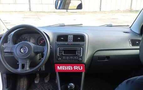 Volkswagen Polo VI (EU Market), 2015 год, 650 000 рублей, 2 фотография