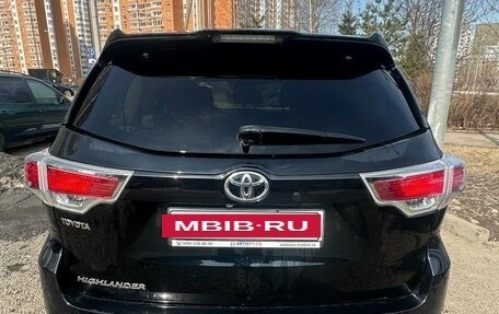 Toyota Highlander III, 2014 год, 2 200 000 рублей, 14 фотография