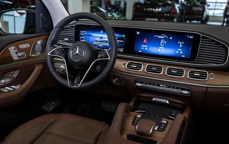 Mercedes-Benz GLE, 2024 год, 10 999 999 рублей, 28 фотография