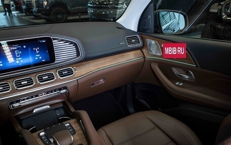 Mercedes-Benz GLE, 2024 год, 10 999 999 рублей, 29 фотография