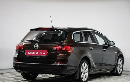 Opel Astra J, 2013 год, 829 000 рублей, 5 фотография