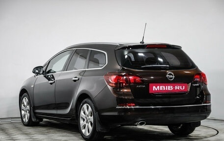 Opel Astra J, 2013 год, 829 000 рублей, 7 фотография