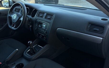 Volkswagen Jetta VI, 2015 год, 1 230 000 рублей, 12 фотография