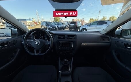 Volkswagen Jetta VI, 2015 год, 1 230 000 рублей, 10 фотография