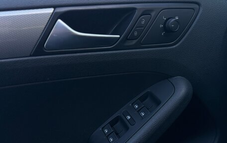 Volkswagen Jetta VI, 2015 год, 1 230 000 рублей, 17 фотография