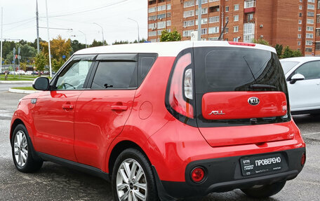 KIA Soul II рестайлинг, 2017 год, 1 590 000 рублей, 8 фотография