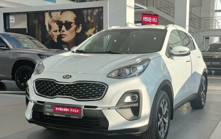 KIA Sportage IV рестайлинг, 2021 год, 2 420 000 рублей, 1 фотография