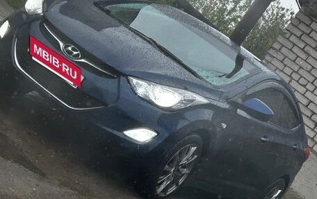Hyundai Elantra V, 2011 год, 670 000 рублей, 1 фотография