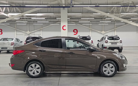 Hyundai Solaris II рестайлинг, 2015 год, 835 000 рублей, 4 фотография