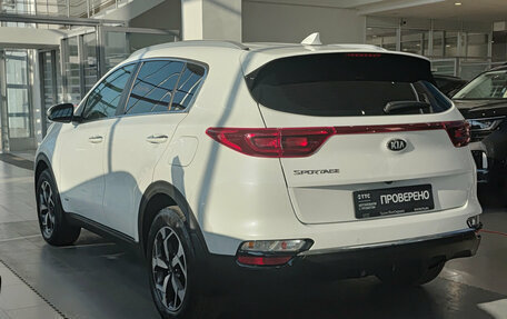 KIA Sportage IV рестайлинг, 2021 год, 2 420 000 рублей, 8 фотография