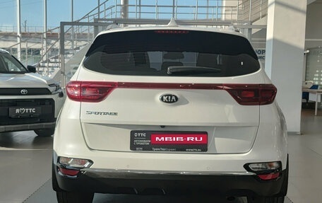 KIA Sportage IV рестайлинг, 2021 год, 2 420 000 рублей, 7 фотография