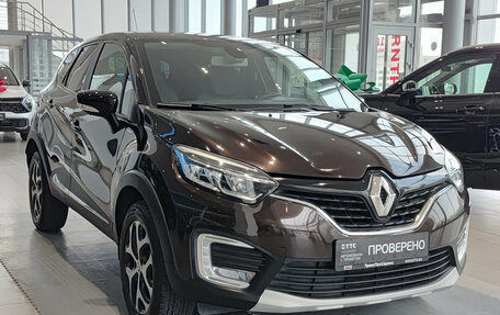 Renault Kaptur I рестайлинг, 2019 год, 1 289 000 рублей, 3 фотография