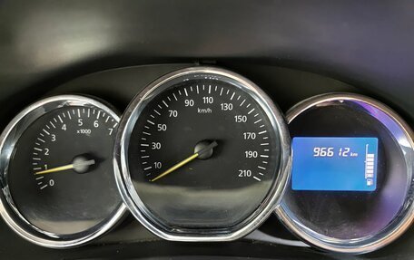 Renault Sandero II рестайлинг, 2015 год, 663 500 рублей, 13 фотография