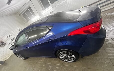 Hyundai Elantra V, 2011 год, 670 000 рублей, 4 фотография
