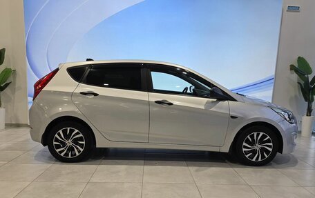Hyundai Solaris II рестайлинг, 2015 год, 999 000 рублей, 4 фотография