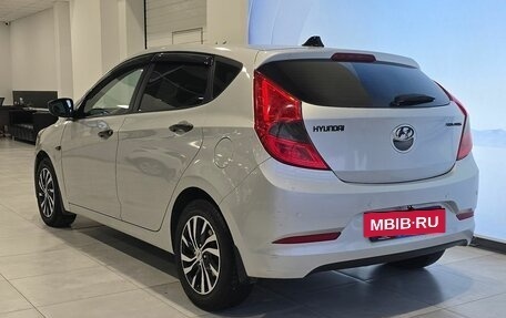 Hyundai Solaris II рестайлинг, 2015 год, 999 000 рублей, 5 фотография