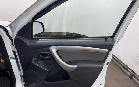 Renault Duster I рестайлинг, 2013 год, 899 000 рублей, 14 фотография