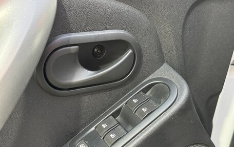 Renault Duster I рестайлинг, 2013 год, 899 000 рублей, 18 фотография