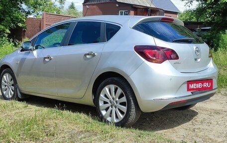 Opel Astra J, 2012 год, 799 900 рублей, 12 фотография