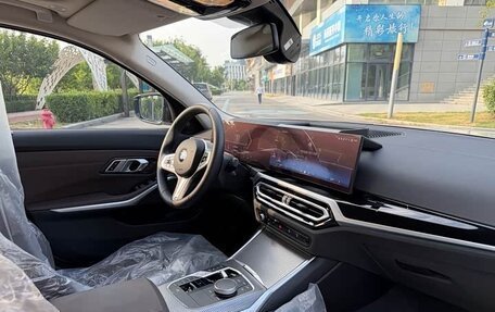 BMW 3 серия, 2023 год, 2 942 000 рублей, 10 фотография
