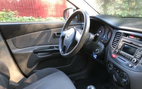 KIA Rio II, 2010 год, 625 000 рублей, 10 фотография