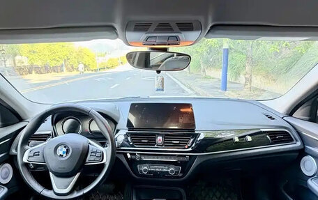 BMW 1 серия, 2023 год, 1 542 000 рублей, 5 фотография