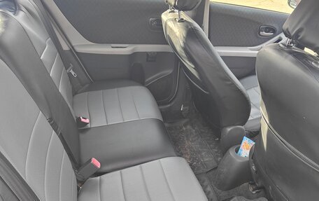 Toyota Yaris III рестайлинг, 2008 год, 550 000 рублей, 11 фотография