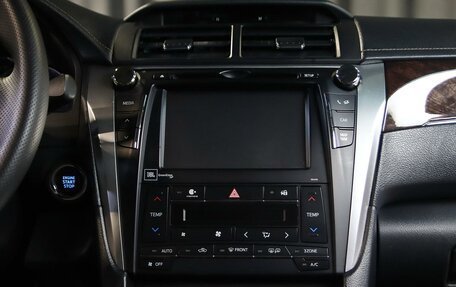 Toyota Camry, 2017 год, 1 899 000 рублей, 12 фотография