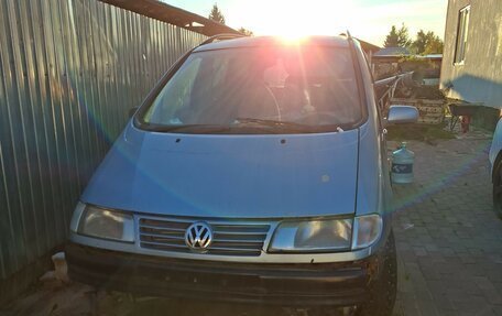 Volkswagen Sharan I рестайлинг, 2000 год, 168 000 рублей, 2 фотография