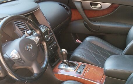 Infiniti FX II, 2012 год, 1 900 000 рублей, 4 фотография