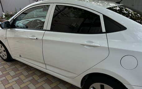 Hyundai Solaris II рестайлинг, 2014 год, 600 000 рублей, 1 фотография