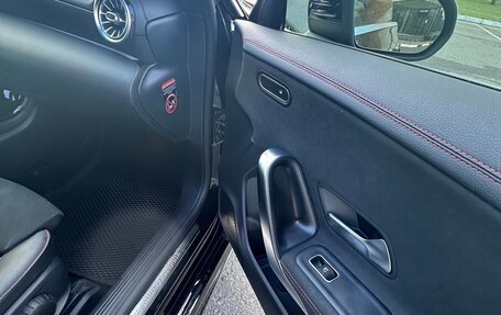 Mercedes-Benz CLA, 2019 год, 3 000 000 рублей, 20 фотография