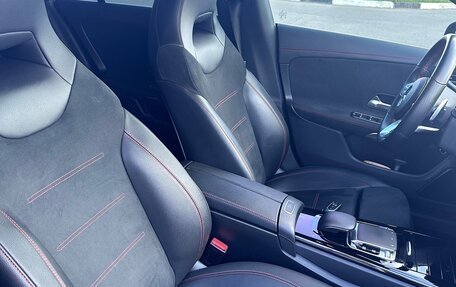 Mercedes-Benz CLA, 2019 год, 3 000 000 рублей, 30 фотография