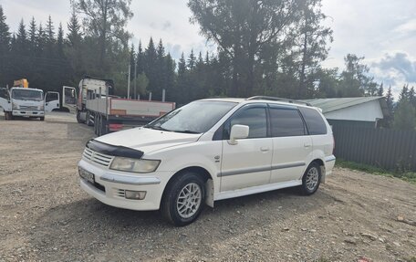 Mitsubishi Chariot III, 1998 год, 275 000 рублей, 2 фотография