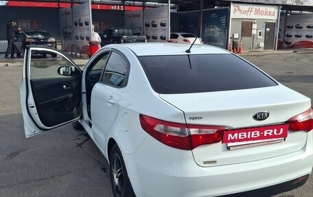 KIA Rio III рестайлинг, 2013 год, 720 000 рублей, 4 фотография