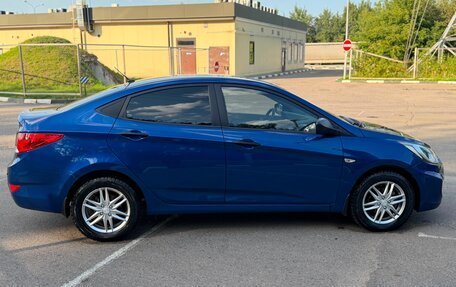 Hyundai Solaris II рестайлинг, 2011 год, 1 000 500 рублей, 8 фотография