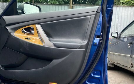 Toyota Camry, 2006 год, 950 000 рублей, 8 фотография