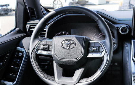 Toyota Land Cruiser, 2026 год, 16 400 000 рублей, 18 фотография