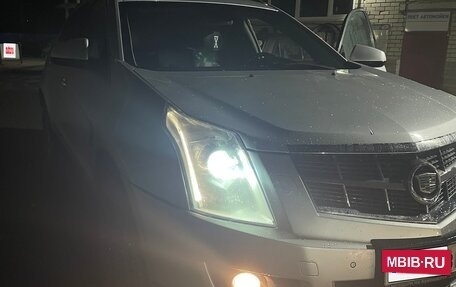 Cadillac SRX II рестайлинг, 2011 год, 1 350 000 рублей, 2 фотография