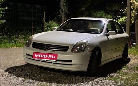Nissan Skyline, 2001 год, 700 000 рублей, 2 фотография