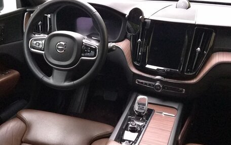 Volvo XC60 II, 2021 год, 4 450 000 рублей, 13 фотография
