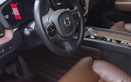 Volvo XC60 II, 2021 год, 4 450 000 рублей, 8 фотография