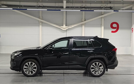 Toyota RAV4, 2020 год, 3 050 000 рублей, 10 фотография