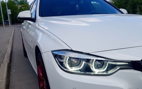 BMW 3 серия, 2017 год, 2 500 000 рублей, 2 фотография
