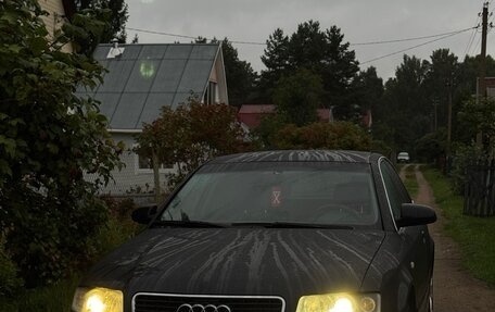 Audi A4, 2002 год, 390 000 рублей, 1 фотография