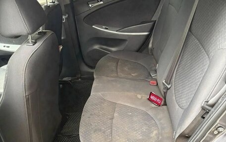 Hyundai Solaris II рестайлинг, 2011 год, 655 000 рублей, 9 фотография