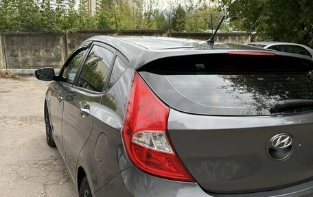 Hyundai Solaris II рестайлинг, 2011 год, 655 000 рублей, 12 фотография