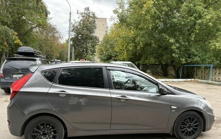 Hyundai Solaris II рестайлинг, 2011 год, 655 000 рублей, 18 фотография