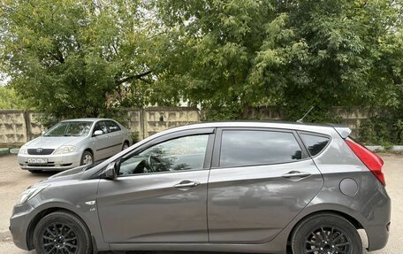 Hyundai Solaris II рестайлинг, 2011 год, 655 000 рублей, 17 фотография