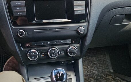 Skoda Octavia, 2016 год, 1 350 000 рублей, 17 фотография